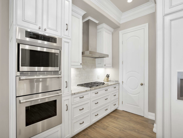 Destin Beachfront Vacation Rental - Luxury Gulf Front Home with Pool & Theatre
